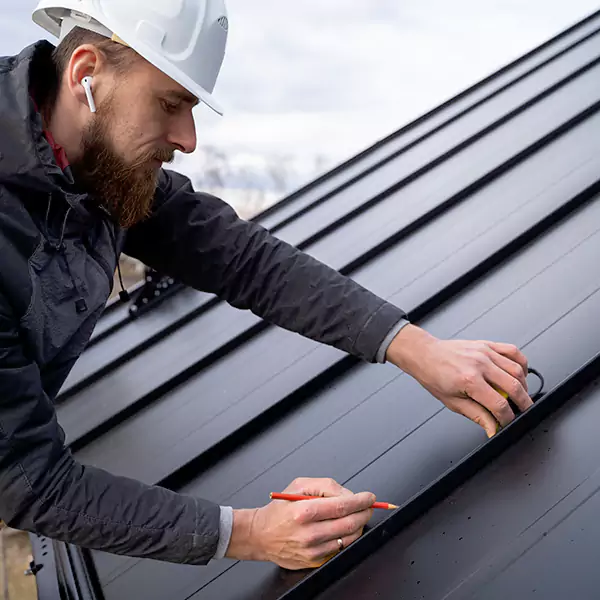Why Bedford Property Owners Choose Bedford Roofing Service for Tin Roof Repair service?